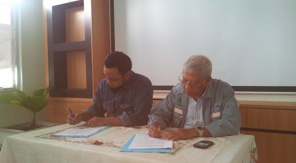 Penandatanganan Kontrak EPC Untuk Kalimantan Ironmaking Project Antara PT Meratus Jaya Iron & Steel Dan PT Krakatau Engineering